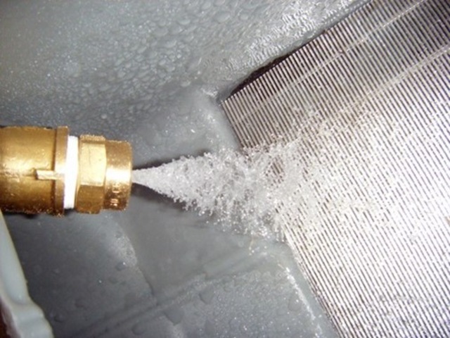 automatic rainwater collection system cleaning nozzle